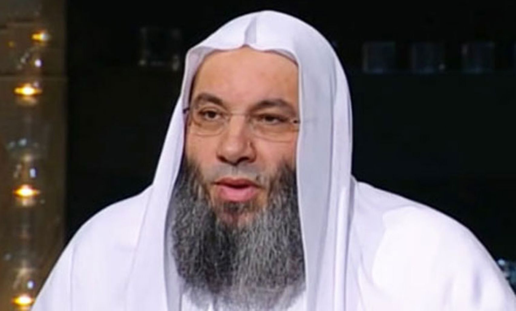 موعد ومكان الجنازة.. الشيخ محمد حسان يعلن وفاة والدته اليوم الأربعاء